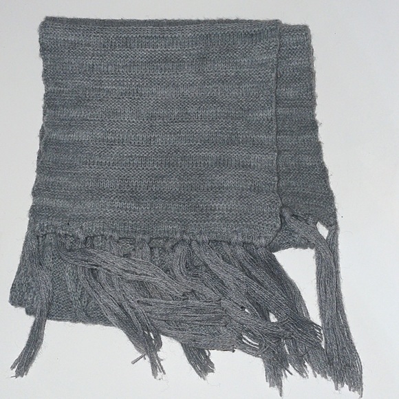 Scarf Bundle - Picture 4 of 7